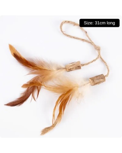 Іграшка з котячою м'ятою, дві палички на шнурочку, з пір'ям, 1 шт